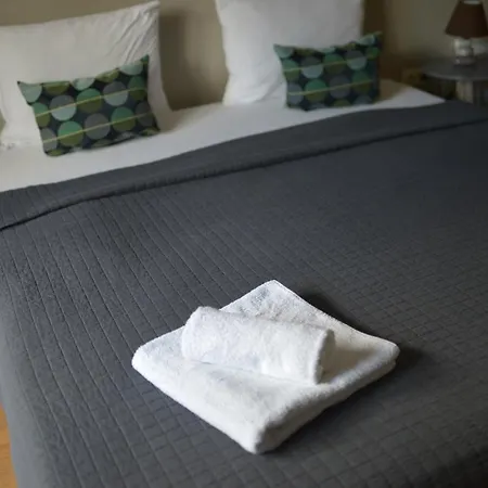 ابارتمنت اون زوجسبيتزشتراسه شقة *