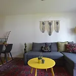 ابارتمنت اون زوجسبيتزشتراسه شقة *